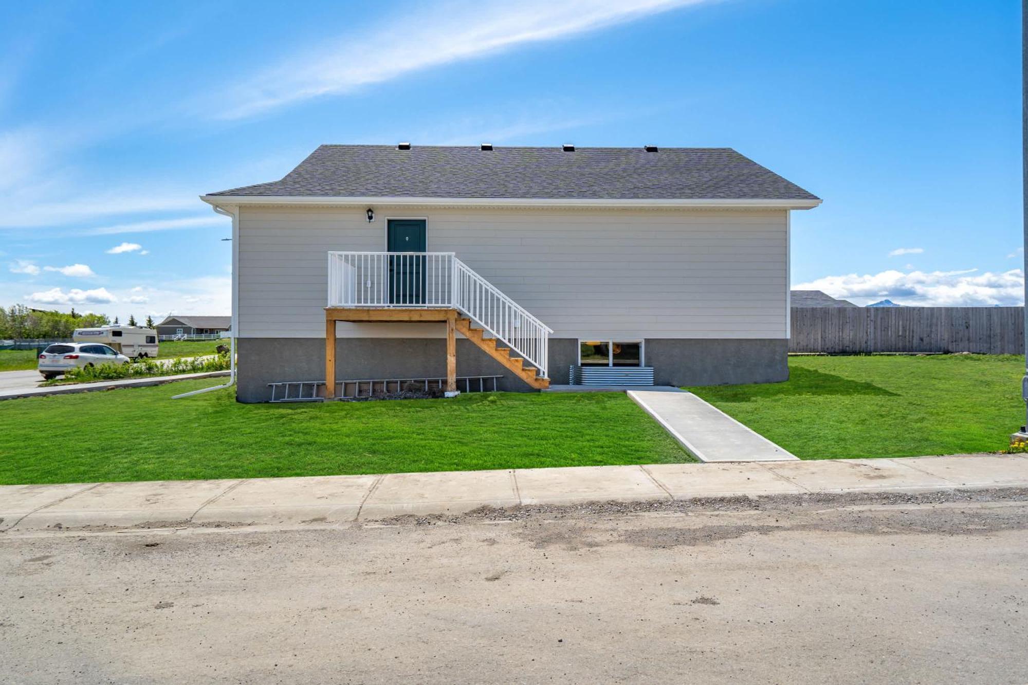 Vila Livingston Way I Sleep 6 I Netflix I Kitchen I Tv Pincher Creek Exteriér fotografie